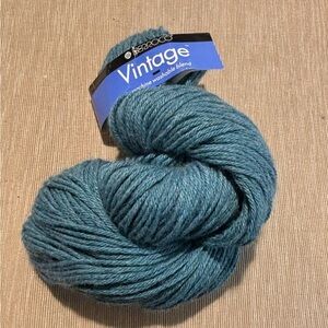 BERROCO Vintage #5194 Breezeway Acrylic Wool  Nylon Blend Yarn NEW with label.